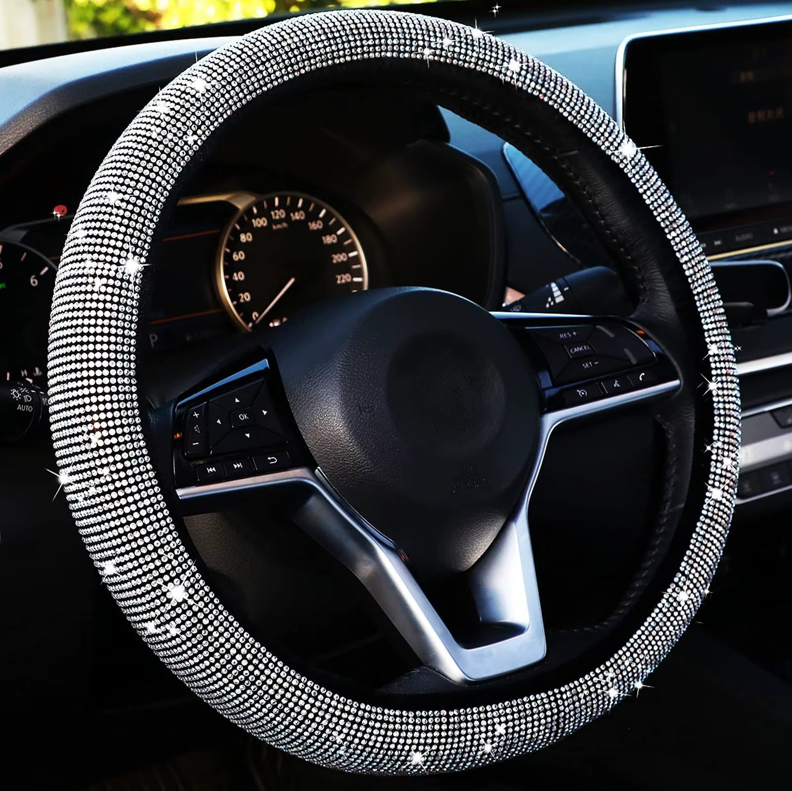 Elegant Rhinestone Steering Wheel Cover for Women – Sparkling Glitter Car Protection